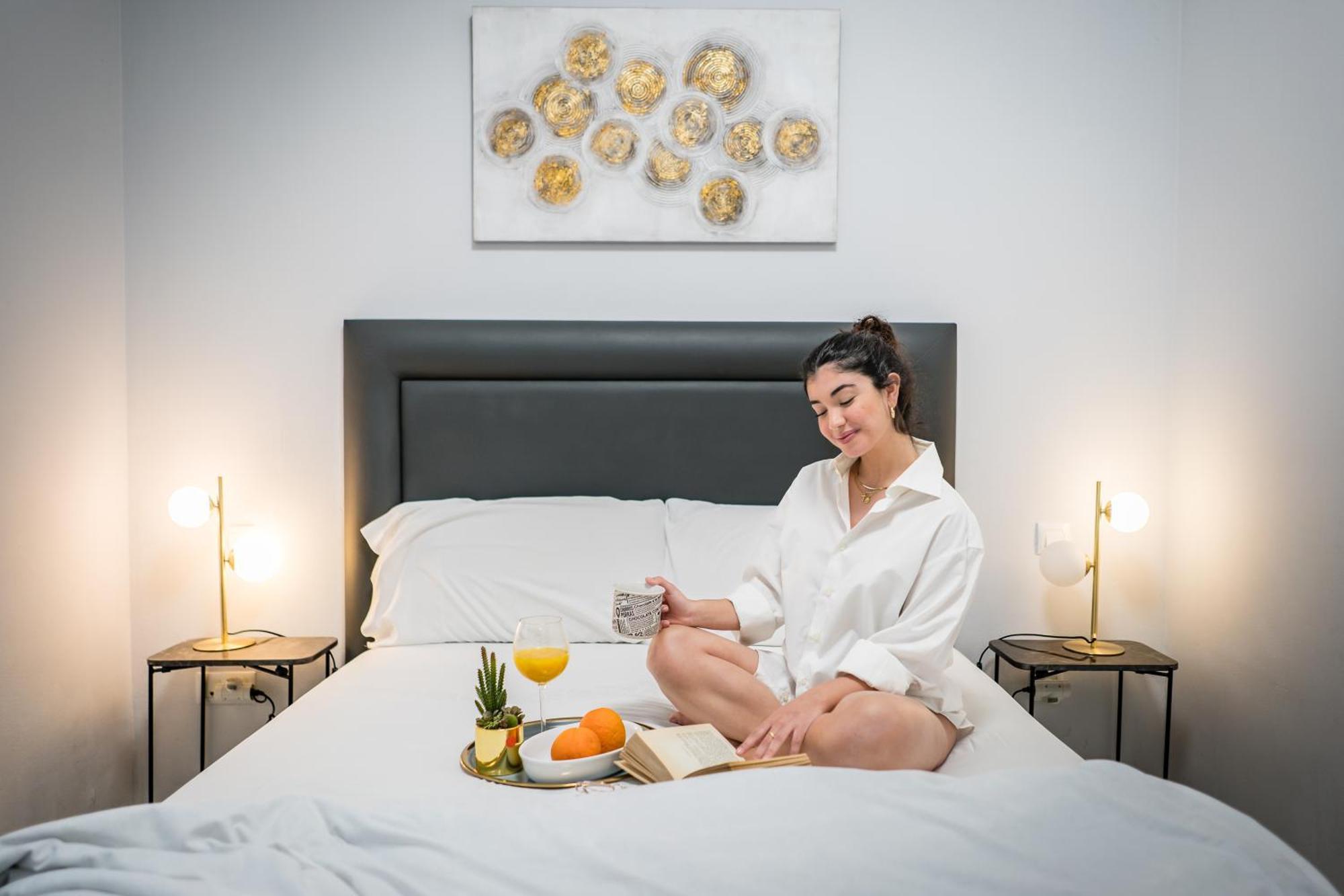 Apartamento Triana Deluxe Con Patio Privado Sevilla Exterior foto